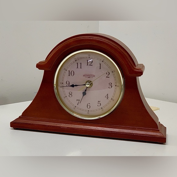Vtg Brownstone Gold Tone Metal Hardwood Quartz Analog Mantle Clock - Picture 16 of 16